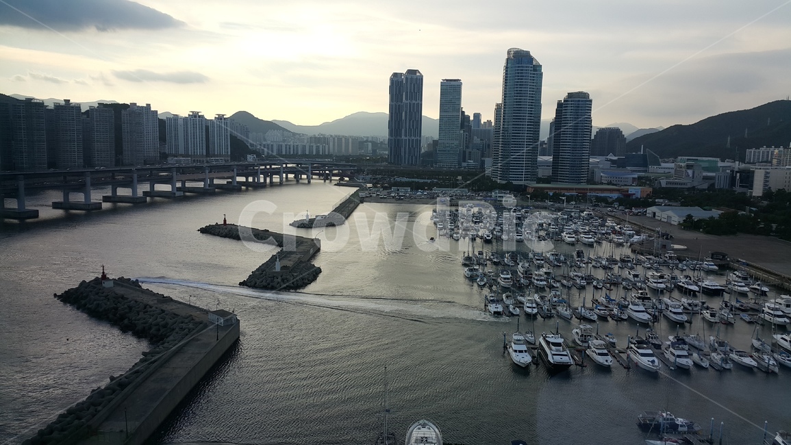 building,해운대,석양,보트,boat,경치,outdoors,옥외,nature,건물,town,요트,정박,곶