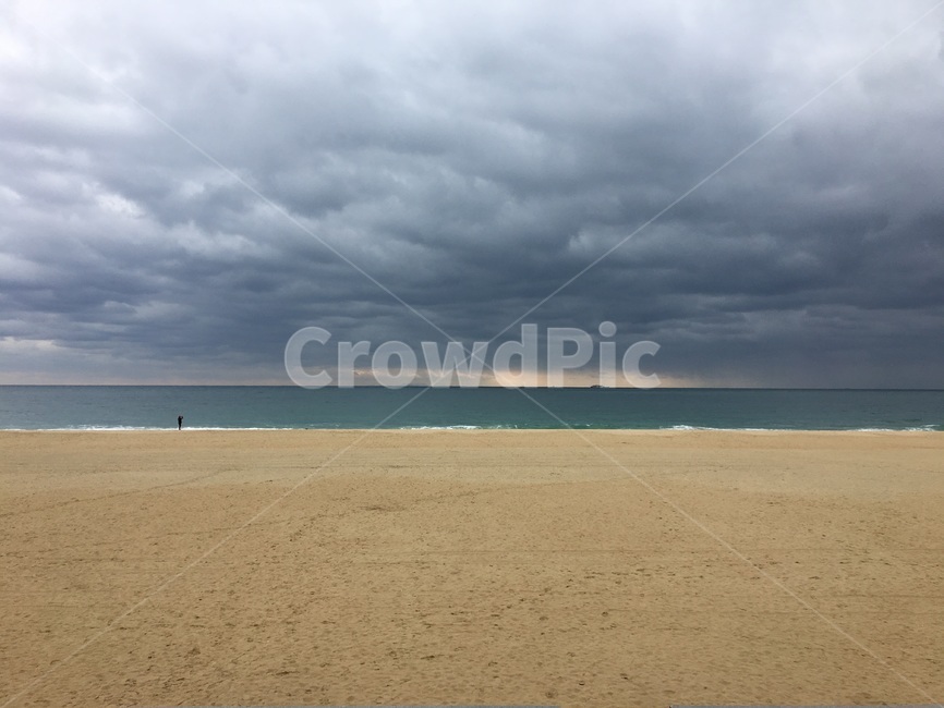 하늘,자연,풍경,배경,구름,바다,해변,beach,구름낀하늘,모래사장,sea,sky