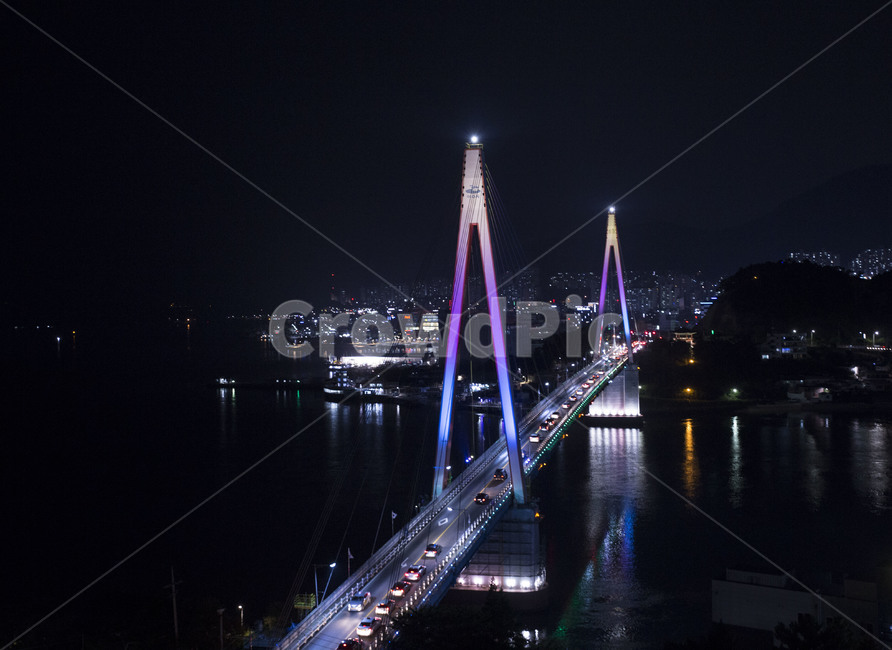 도시풍경,야경,여수,돌산대교,돌산공원,야경,밤,풍경,nightscape,night,landscape,건축물,건물외관,exterior,building,structure,architecture,construction,건물