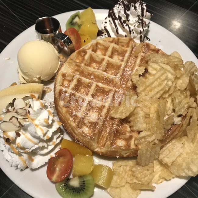 와플,아이스크림,감자칩,맛있음,카페,주전부리