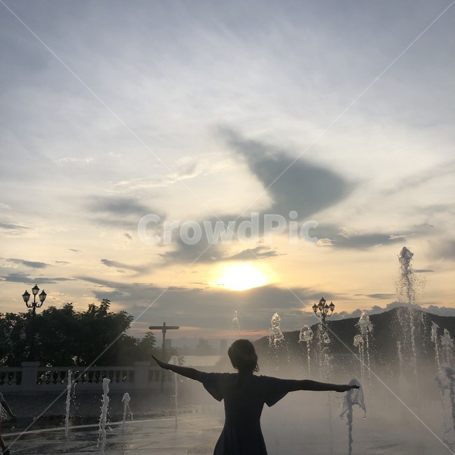 노을,분수,라라랜드,뒷모습,여행,나트랑,사람,human,인간,일상