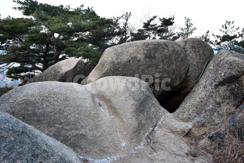 북한산,풍경,자연,국립공원,서울,도심지,명산,겨울,힐링,산행지,국내여행,자연풍경,산사진,Seoul,Korea,National,Park,비경,산행,등산,트레킹,100대명산,기암,바위산,백운대,바위,암봉,암봉우리,족두리봉,향로봉,비봉,자연,풍경,nature,landscape,한국자연풍경,한국자연경관,korea nature landscape,rock,록