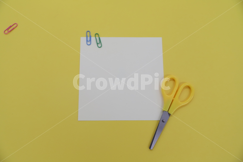 blade,scissors,가위,weapon,weaponry,무기류,무기,잎,학용품,문구류,사무용품,school supplies,stationery,office supplies