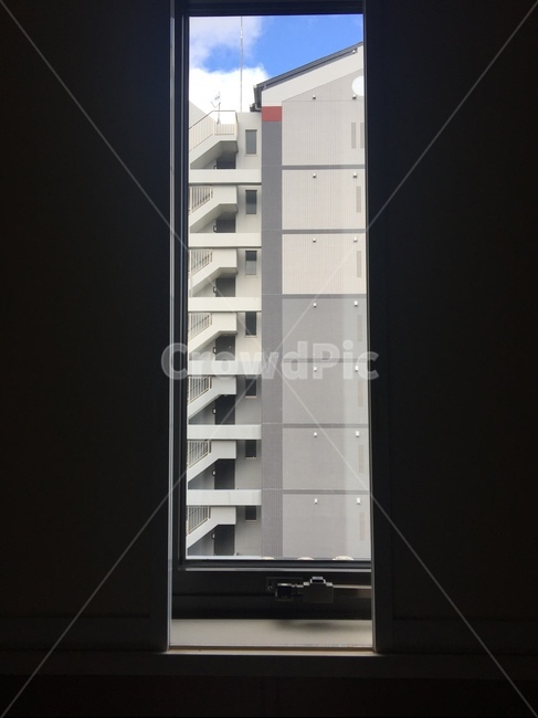 교토숙소,창문,창문사이,맞은편,window,건축물,건물외관,exterior,building,structure,architecture,construction