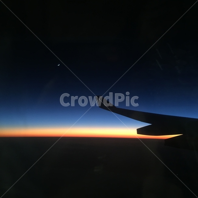 비행기,야간비행,overnightflight,밤,석약,일몰,달과해,flight,교통,교통수단,traffic,transportation