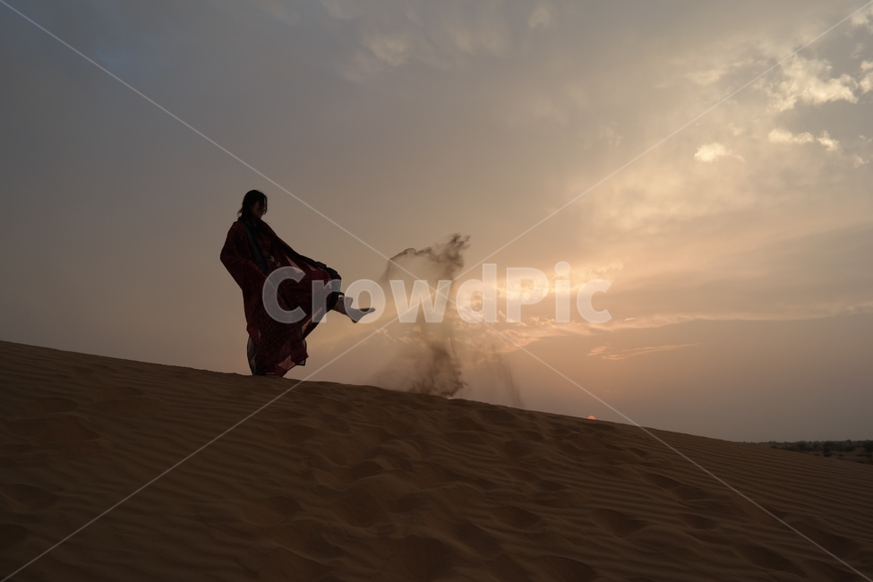 인도,인도여행,사막,자이살메르,india,trip,jaisalmer,여자,사막모래,desert,travel
