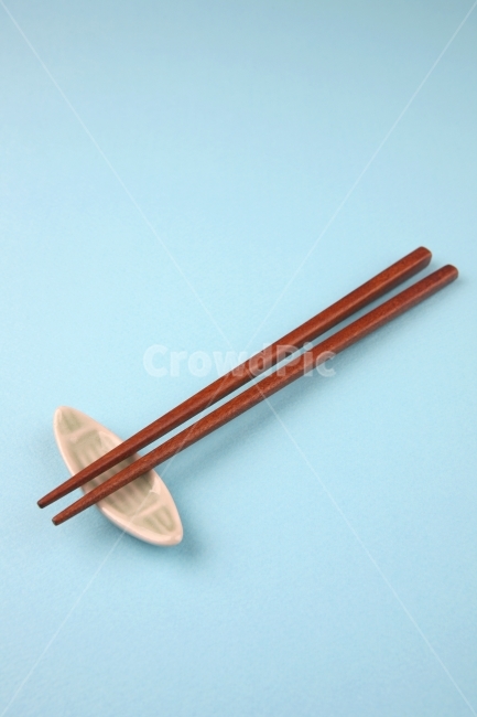ceramic,lunch,Nukki,japan,idea,concept,chopsticks,wooden chopsticks,noodle,life,nip,eat,tradition,tree,oriental,rice,brown,dinner,food,morning,lifestyle,korea,ramen,china,blue,Asia,background,Eastern,Hold,Pedestal