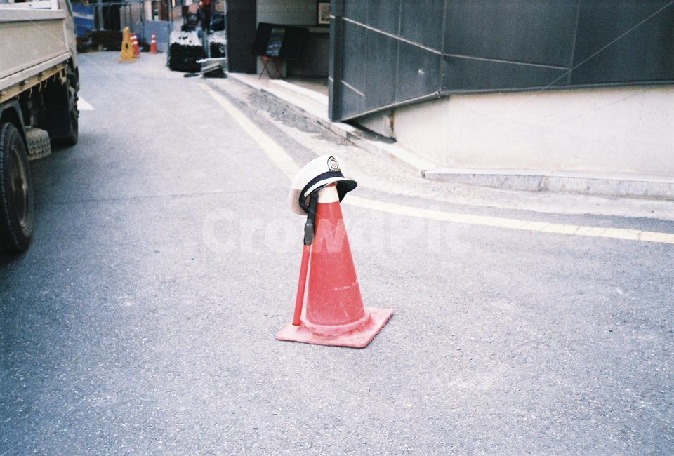 공사,표지판,도시,동네,고깔,휴식,감성,sensible,feeling,교통,교통수단,traffic,transportation