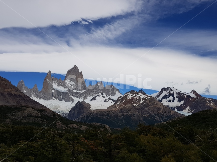 풍경,산,피츠로이,정상,자연,맑음,하늘,자연,풍경,nature,landscape,해외,외국,세계,foreign,oversea,world,세계자연풍경,해외자연풍경,외국자연풍경,world nature landscape,outdoors,옥외,mountain,mountain range,산맥,ice,빙,peak,피크