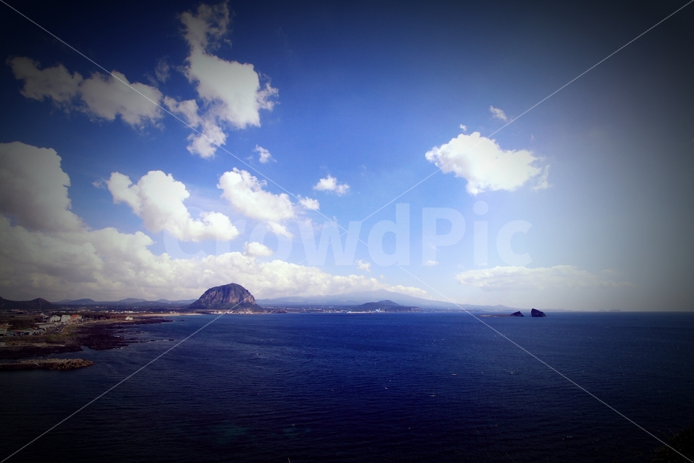 제주도,구름,산방산,한라산,바다,자연,풍경,nature,landscape,제주도,jeju,jeju island,outdoors,옥외,sky,하늘,azure sky,푸른 하늘,weather,날씨