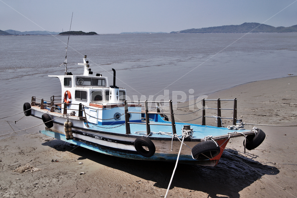 보트,갯벌,서해안,어선,해안가,연해,근해,진흙,산업,industry,industrial,어업,fishery,fishing industry