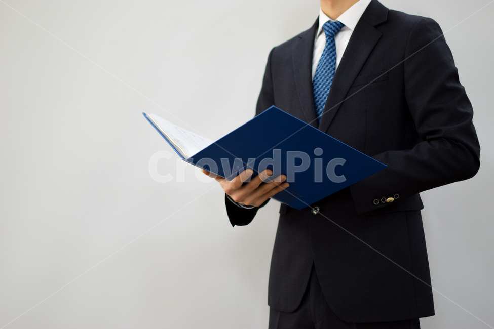사업,사업가,영업,비지니스,비즈니스,손,정장,자세,사장,사장님,협동,인사,거래,협력,직업,신입,상사,사원,넥타이,신뢰,관계,회사,기업,대기업,직장,면접,파트너,변호,변호사,성공,감독,셔츠,임원,외교,마케팅,컨설팅,법,프로,전문가,남자,사람,인물,인간,human,person,남성,남자,man,male,산업,industry,industrial,비즈니스,사업,business,service,work