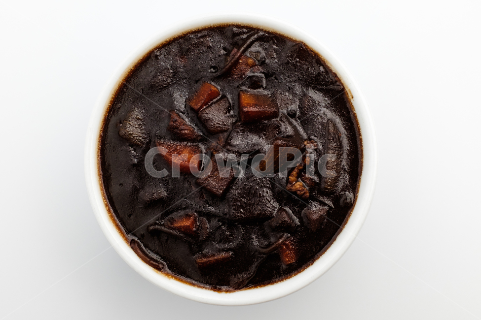 짜장,춘장,소스,중국음식,중국요리,중국문화,요리,음식,재료,음식재료,식재료,짠,짠음식,식품,맛있는,감칠맛,기름진,파,양파,당근,채소,야채,전분,양념,음식,식재료,요리,food,cook,meal,dishes,food reserves,중식,중국음식,중화요리,chinese food,chinese dishes,chinese meal,chinese cook