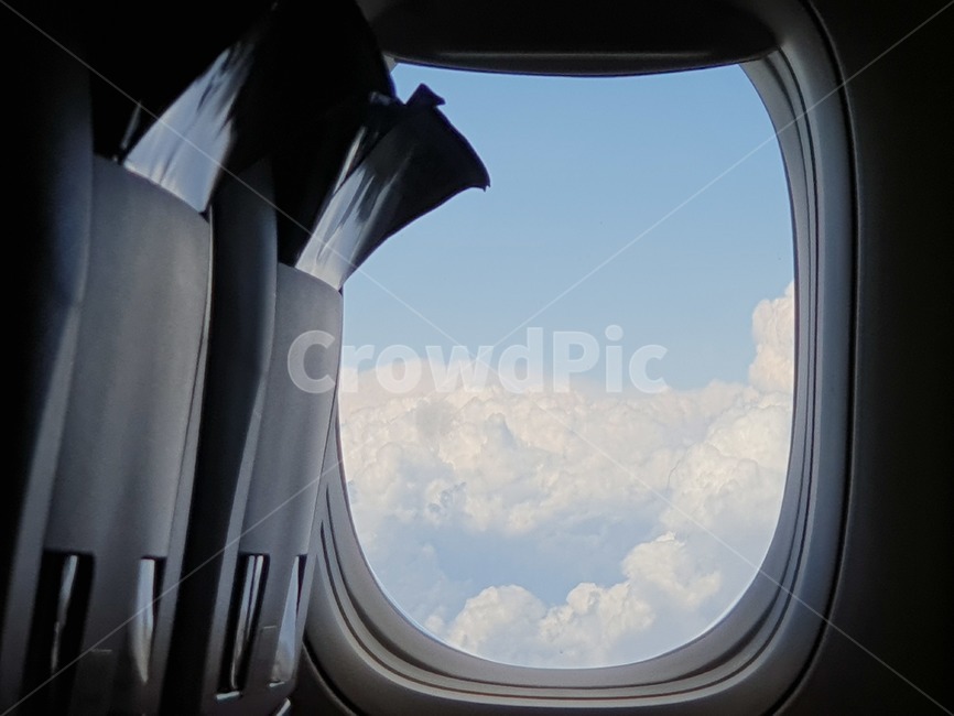 window,창문,비행,비행기,상공,창가,하늘,sky,뭉게구름