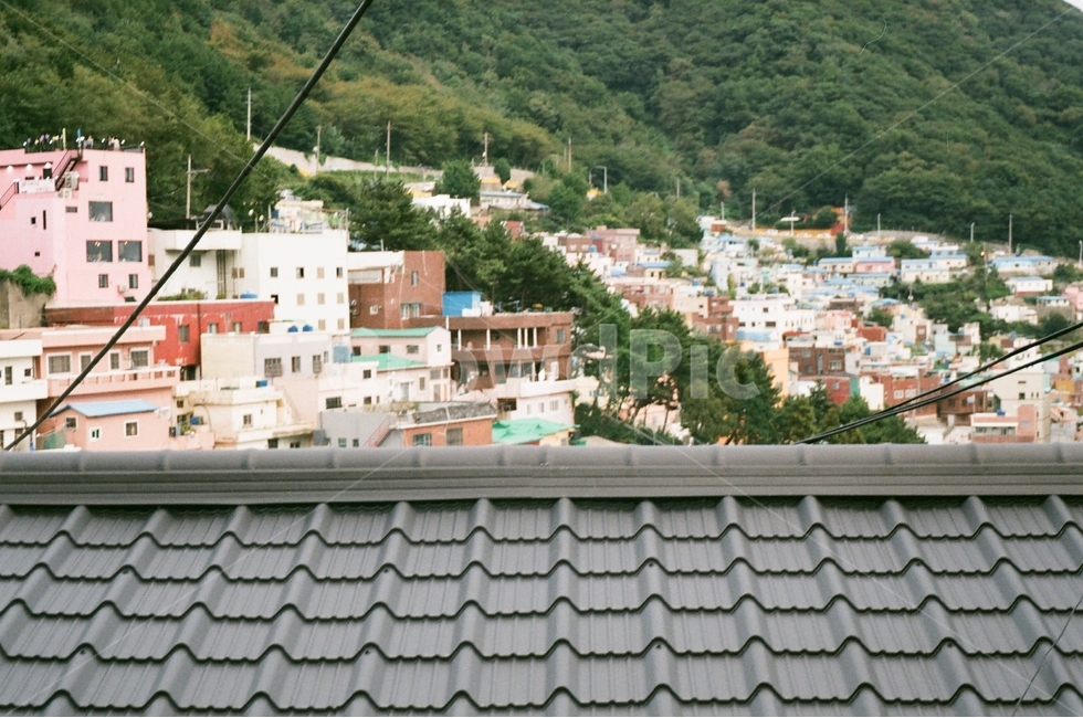 깔끔,단정,달동네,색감,기와집,기와너머,도시,풍경,city,landscape,한국도시풍경,한국도시경관,korea cityscape,한국전통,한국문화,korean traditional,korean culture,roof,지붕