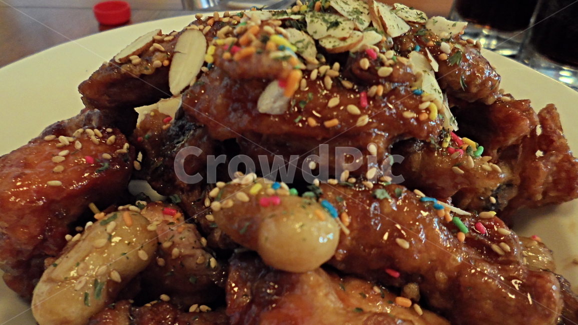 치킨,음식,안주,간장치킨,데코,컬투치킨,데코레이션,떡,아몬드,chicken,decoration