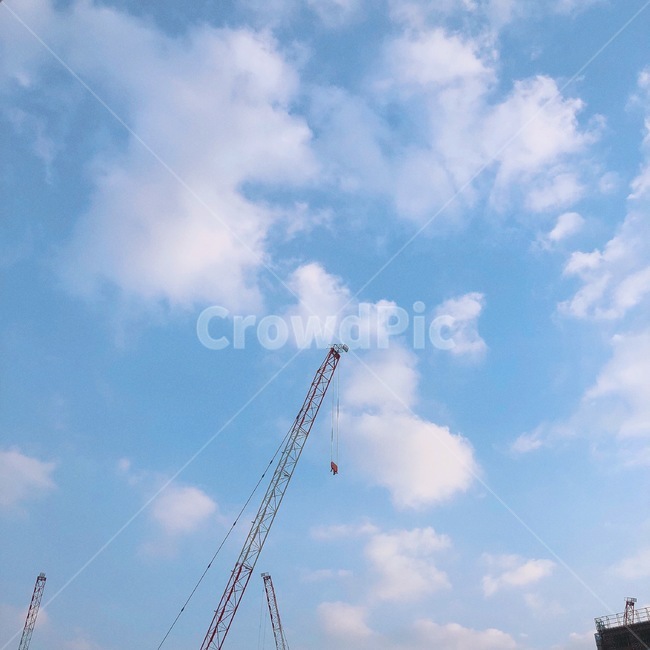 하늘,화창,구름,날씨,햇빛,파란,푸른,sky,cloud,blue,기분좋은,따뜻한,봄날,산업,industry,industrial,건설업,건축업,construction industry