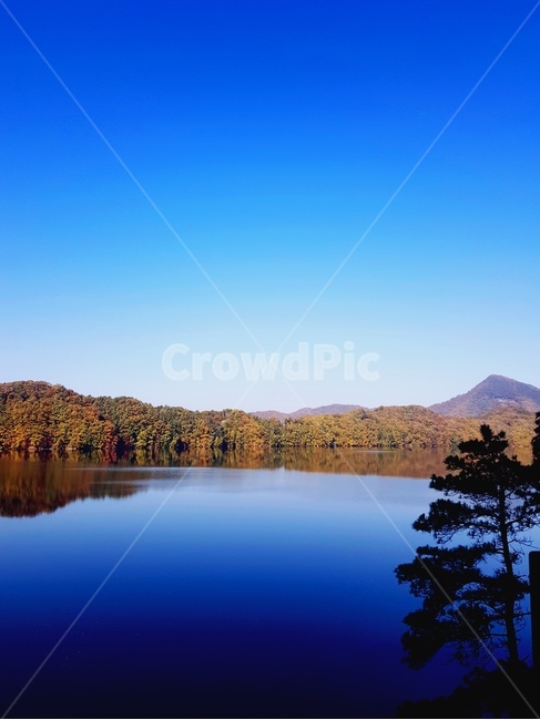 하늘,가을,단풍,산,한국,호수,자연,풍경,nature,landscape