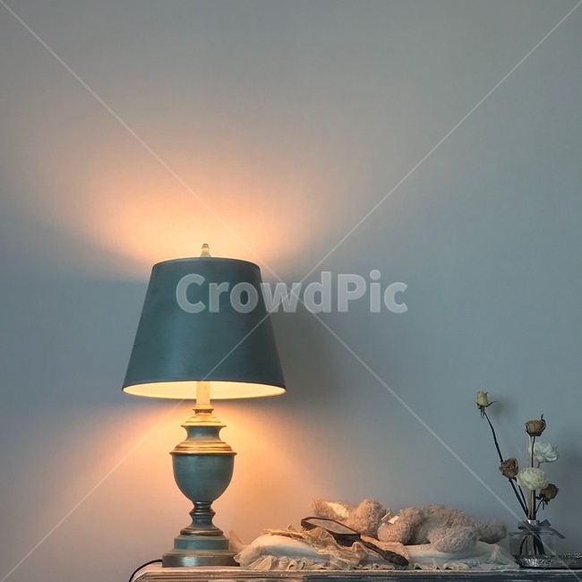홈인테리어,인테리어,스탠드,lamp,방,가구,아늑함,분위기,감성,소녀감성,부드러움,따뜻함,실내,인테리어,실내디자인,interior design