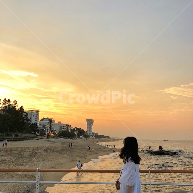 강릉,안목해변,해변,바다,바닷가,하늘,노을,노을빛,해변가,구름