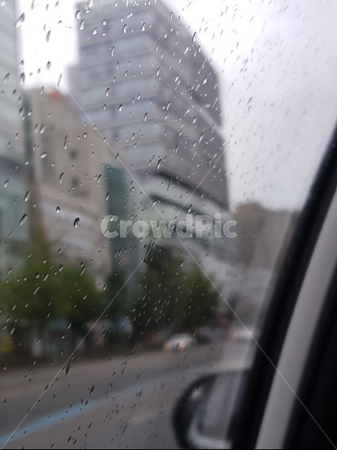 rain,car window,Rainy Day,window,Outside the car window,out the window,raindrop