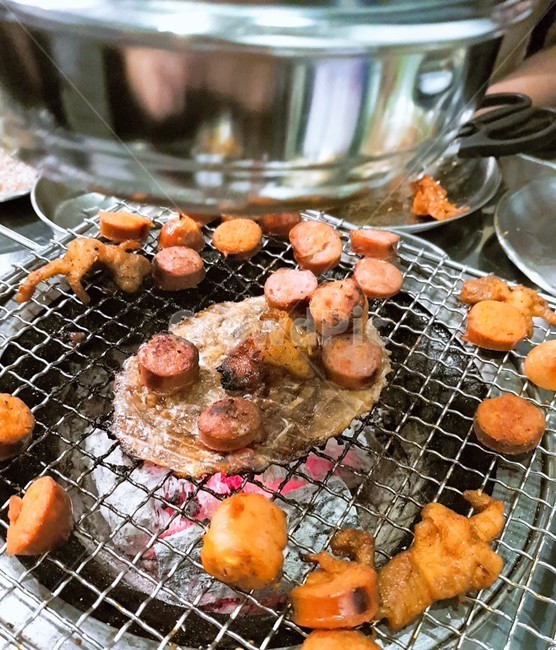 쥐포,소세지,쭈꾸미,구이,숯불구이,숯불,음식,요리,식사,안주