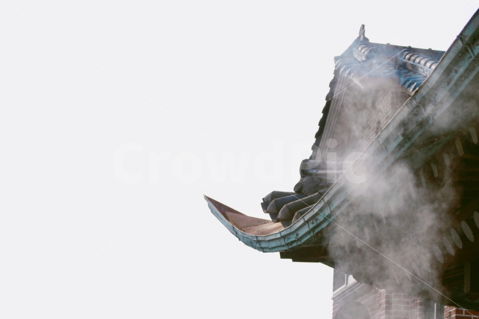풍경,landscape,한옥,하늘,전통,기와,sky,연기,건축물,건물외관,exterior,building,structure,architecture,construction,한국전통,한국문화,korean traditional,korean culture