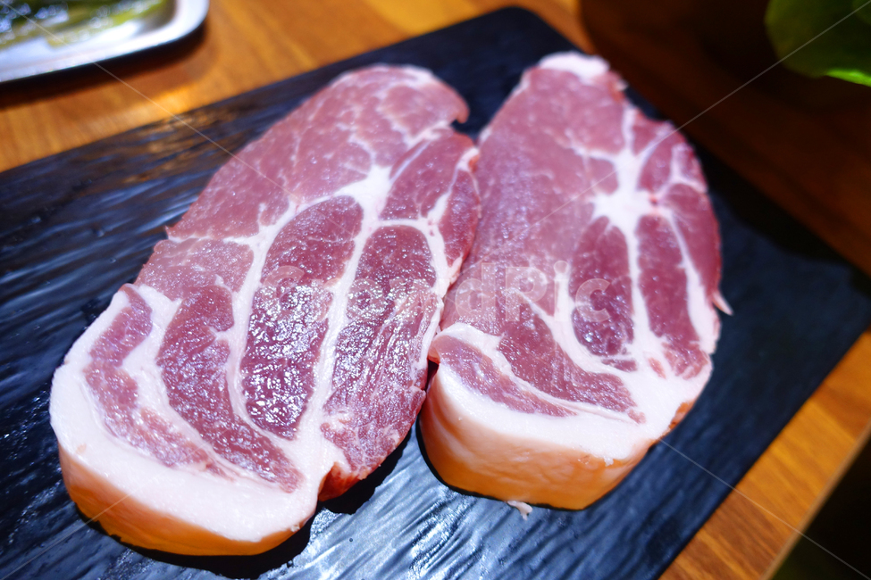 육류,돼지고기,목살,바베큐,구이,식재료,한식,고기,음식,요리,음식,식재료,요리,food,cook,meal,dishes,food reserves,육류,고기,meat