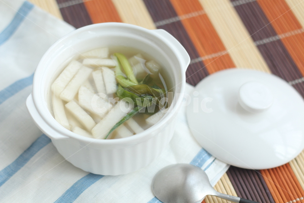동치미,무,파,요리,식사,식품,bowl,meal,plant,food,dish,음식,식재료,요리,food,cook,meal,dishes,food reserves