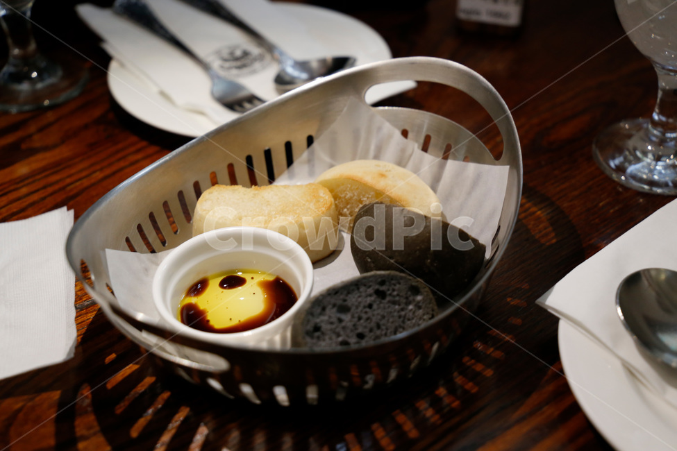 식전빵,올리브오일,발사믹,오일,식전,빵,bread,food,meal,cook,dishes,요리,음식,에피타이저,빵,bread