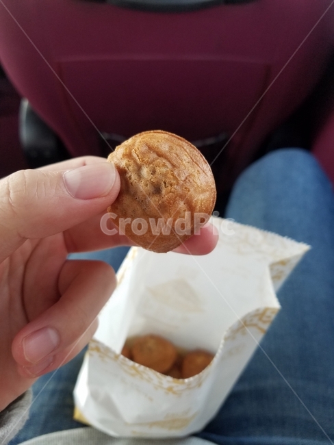 호두과자,간식,휴게소,음식사진,food,버스안,음식,식재료,요리,food,cook,meal,dishes,food reserves,빵,bread,디저트,간식,후식,dessert,snack