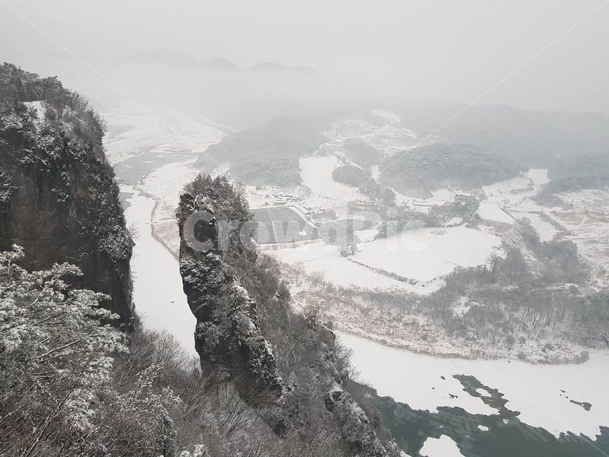 선돌,신선암,설경,홍이간,강원도,눈,산겨울,영월,겨울,계절,winter,season,자연,풍경,nature,landscape,outdoors,옥외,경치,scenery