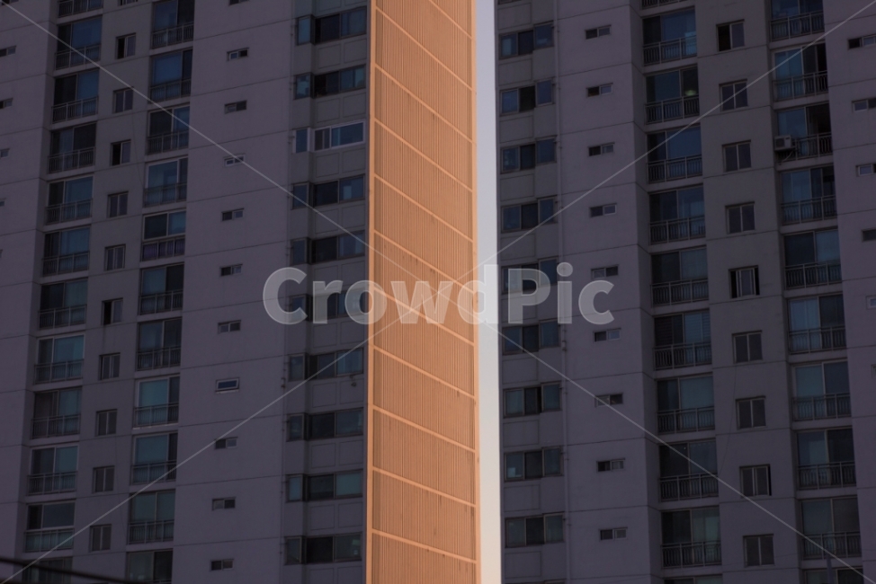 노을,아파트,빛,그림자,풍경,건물,햇빛,건축물,건물외관,exterior,building,structure,architecture,construction