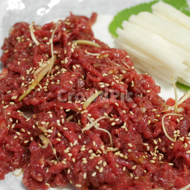 육회,생고기,한식,음식점메뉴,한우육회,소고기육회,음식,식재료,요리,food,cook,meal,dishes,food reserves,육류,고기,meat,한식,한국음식,한국요리,korean food,korean dishes,korean meal,korean cook