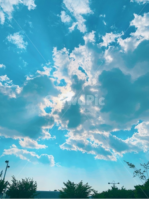 푸른하늘,하늘,자연,sky,구름,자연,풍경,nature,landscape,outdoors,옥외,azure sky,푸른 하늘