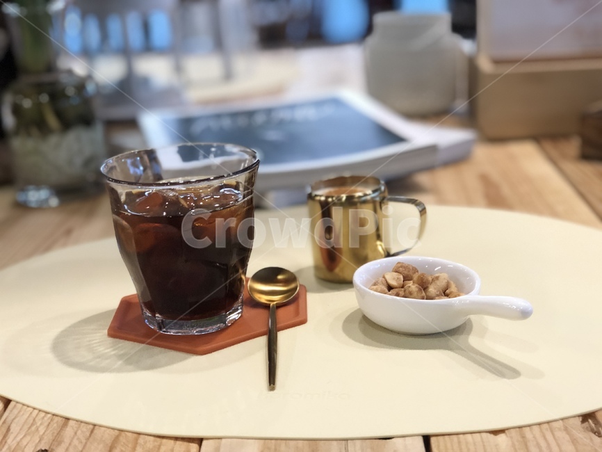 카페,빵,커피,생크림,휴식,쉬는시간,여유,cup,컵,coffeecup,커피컵