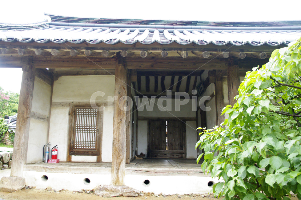 서원,한옥,전통가옥,기와지붕,건축,traditional,한국전통,한국문화,korean traditional,korean culture,건축물,건물외관,exterior,building,structure,architecture,construction