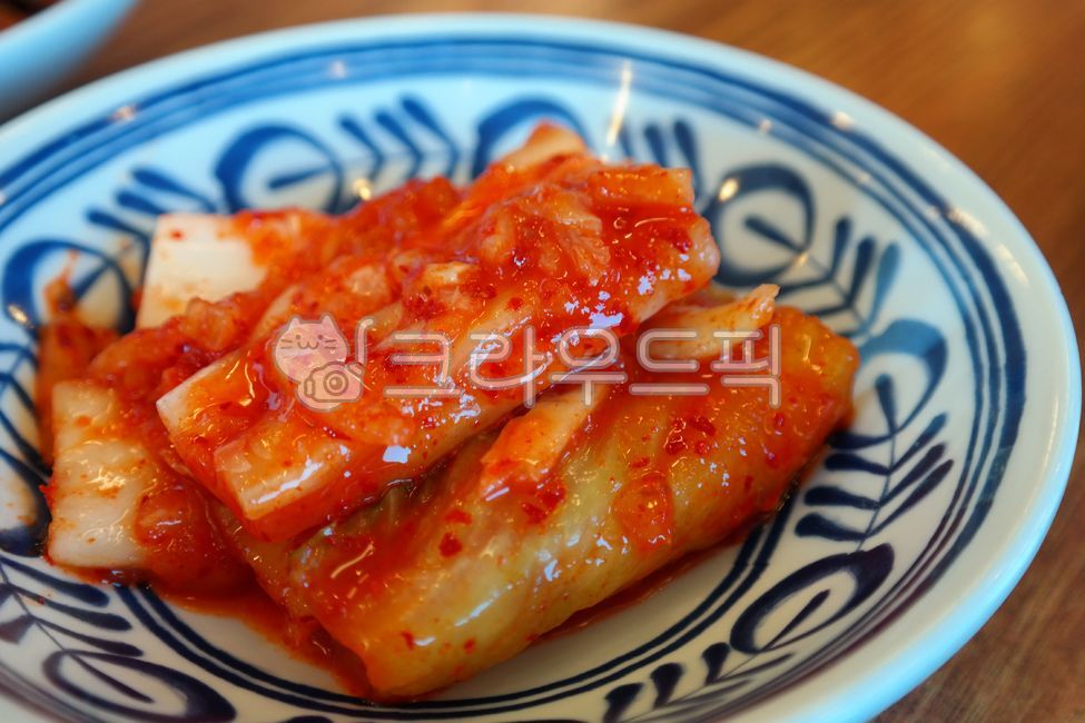 김치,배추,배추김치,양념,고추가루,반찬,요리,음식,채소,야채,식재료,한식,한국음식,한국전통,한국반찬,한국요리,무침,가정식,kimchi,cabbage,cabbagekimchi,seasoning,redpepperpowder,sidedish,dish,food,vegetable,ingredient,traditionalkoreanfood,koreansidedish,koreanfood,seasonedvegetable