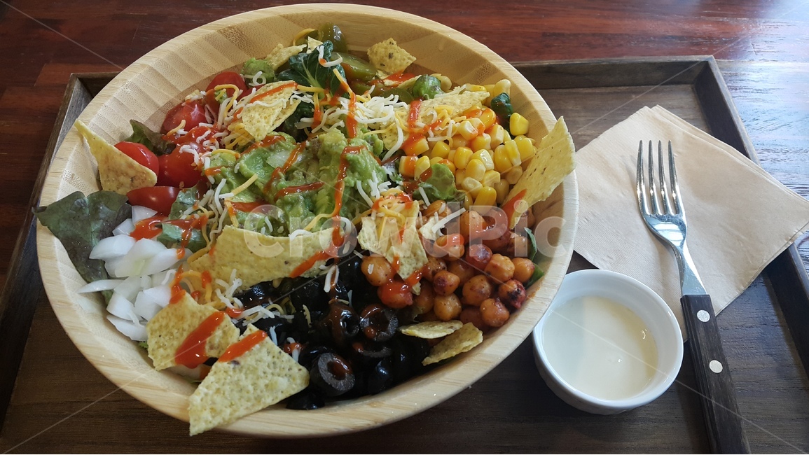 샐러드,salad,음식,식재료,신선한,요리,소스,보울,샐러드보울,포크,올리브,나쵸,콘샐러드,병아리콩,방울토마토,양파,채소,야채,vegetable,건강,헬스웨어,헬스케어,healthware,health care,음식,식재료,요리,food,cook,meal,dishes,food reserves