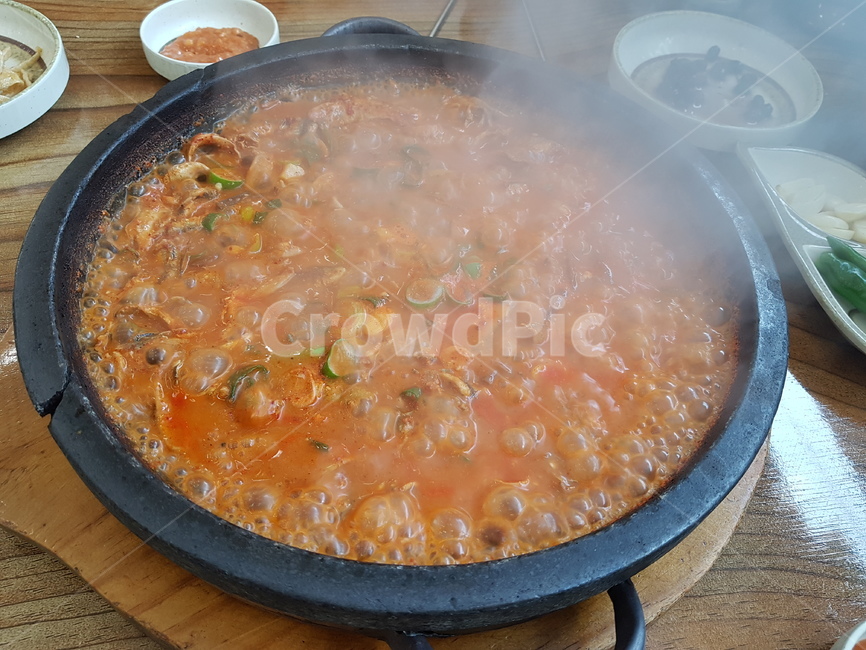 멸치쌈밥,쌈밥,멸치,찌개,밥집,맛집,점심,한정식,음식