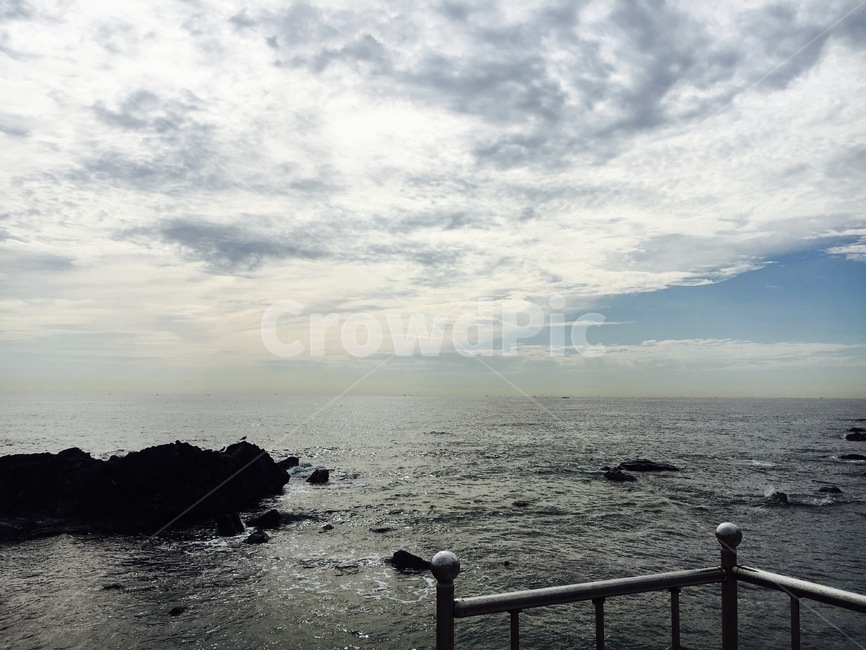 강원도,바다,구름,바위,아침,자연,풍경,nature,landscape,handrail,난간,banister,railing
