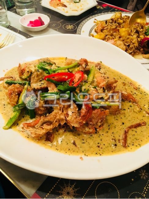 뿌팟퐁커리,태국음식,게요리,태국게요리,태국전통음식,태국식당