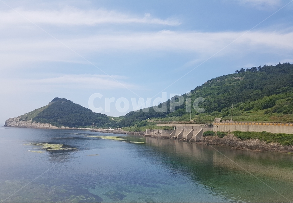 제주도,제주,추자도,여행,바다,섬,제주바다,등대,하늘,구름,자연,풍경,힐링,자연,풍경,nature,landscape,한국자연풍경,한국자연경관,korea nature landscape,제주도,jeju,jeju island,water,물,outdoors,옥외