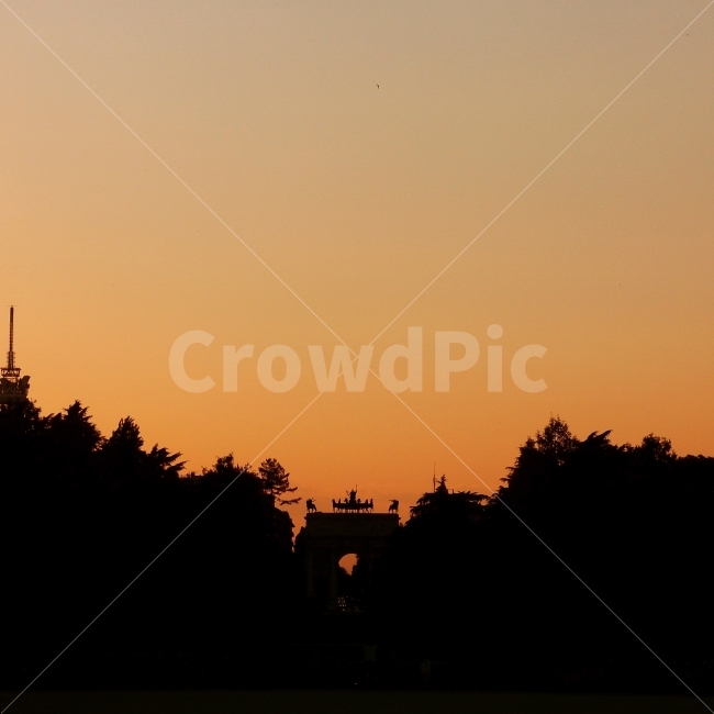 석양,로마해질녘,노을,sunset,오렌지빛석양,자연,풍경,nature,landscape,실루엣,그림자,silhouette,shadow,outdoors,옥외,sky,하늘,dusk,황혼,일몰,red sky,붉은 하늘,dawn,새벽