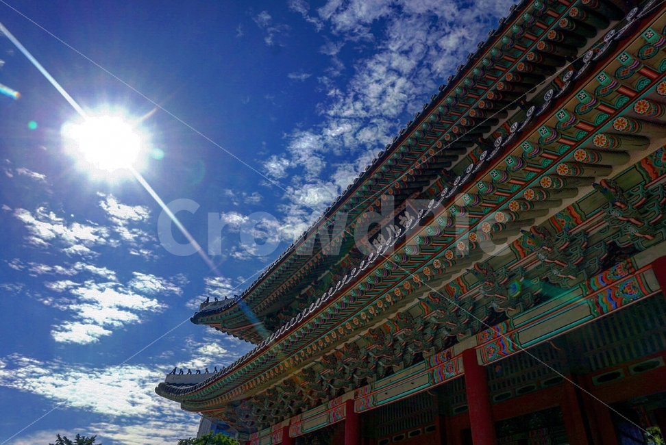 창덕궁,하늘,구름,전통,파란색,해,건축물,건물외관,exterior,building,structure,architecture,construction,랜드마크,landmark,tourist attraction,한국전통,한국문화,korean traditional,korean culture