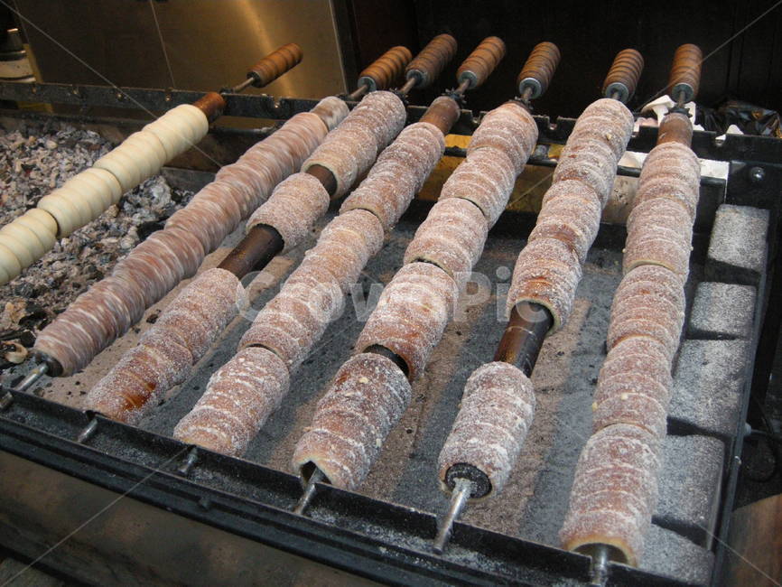 체코,프라하,체코프라하,체코디저트,프라하디저트,체코프라하디저트,체코길거리음식,프라하길거리음식,뜨로들로,굴뚝빵,체코뜨로들로,프라하뜨로들로,체코프라하뜨로들로,체코굴뚝빵,프라하굴뚝빵,체코프라하굴뚝빵,길거리음식