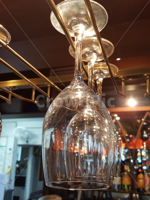 와인잔,잔,컵,술,유리,술,주류,alcohol,인테리어,실내디자인,interior design,사물,물건,오브젝트,thing,object,matter