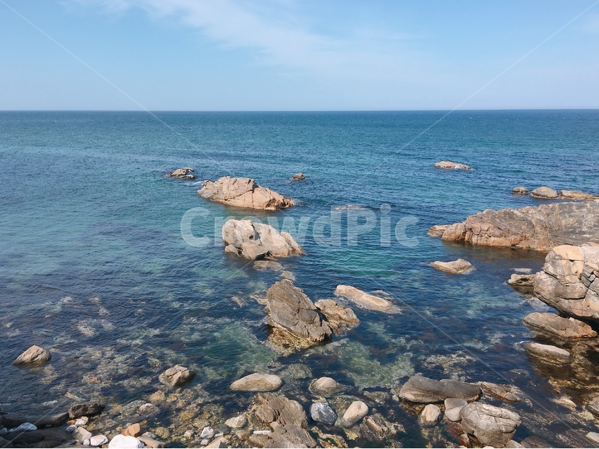 바다,푸른,해안선,비위,돌,sea,하늘,물,blue,자연,풍경,nature,landscape,promontory,곶,rubble,파편