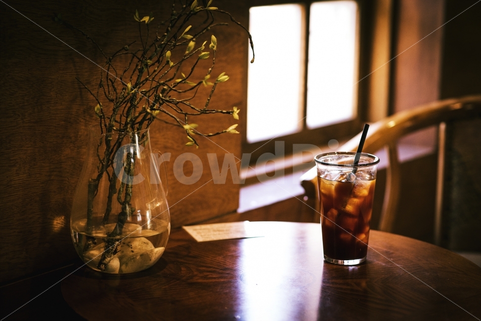 감성사진,커피,감성,아메리카노,커피향기,photo,photooftheday,pic,coffee,galley,일상,beauty,컨셉촬영,커피한잔,이별,쓸쓸함,애잔함,식물,자연,plants,nature,꽃,flower,커피,카페,coffee,cafe,감성,sensible,feeling,인테리어,실내디자인,interior design