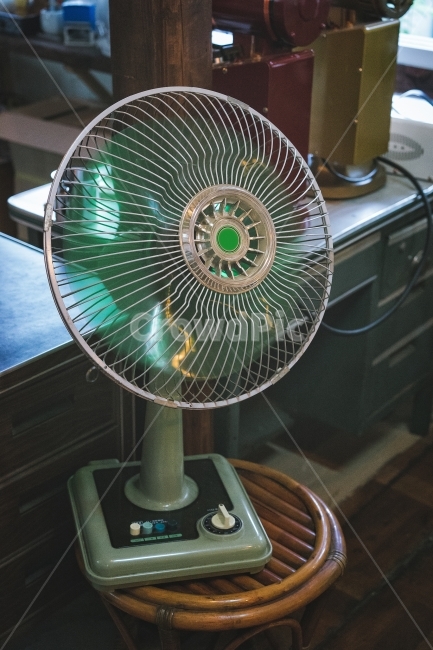 선풍기,엔틱,빈티지,소품,추억,vintage,빈티지사진,빈티지느낌,빈티지감성,vintage,사물,물건,오브젝트,thing,object,matter